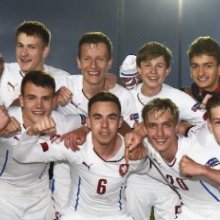 "Sedmnáctka" postoupila do čtvrtfinále EURO