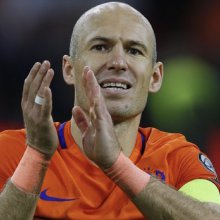 Robben se rozloučil s „oranjes“